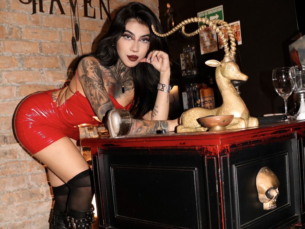 AlexHadid live cam