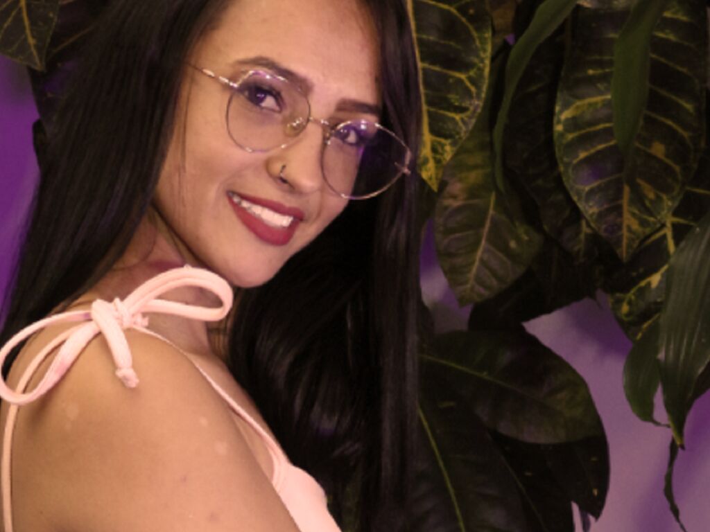 AlexPiart - Live Cam Model