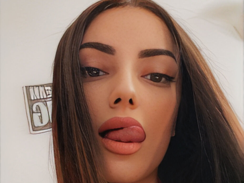 AliceEverly live cam