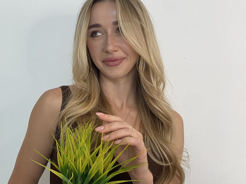 AliceJime - Live Cam Model