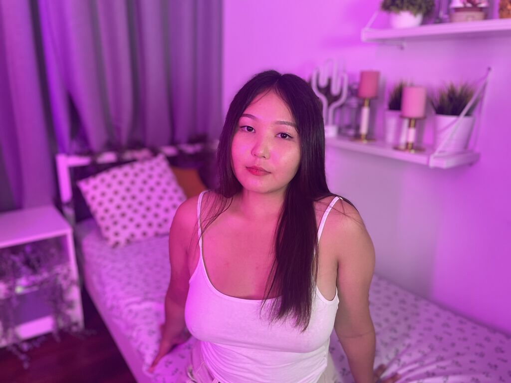AliceMonro - Live Cam Model