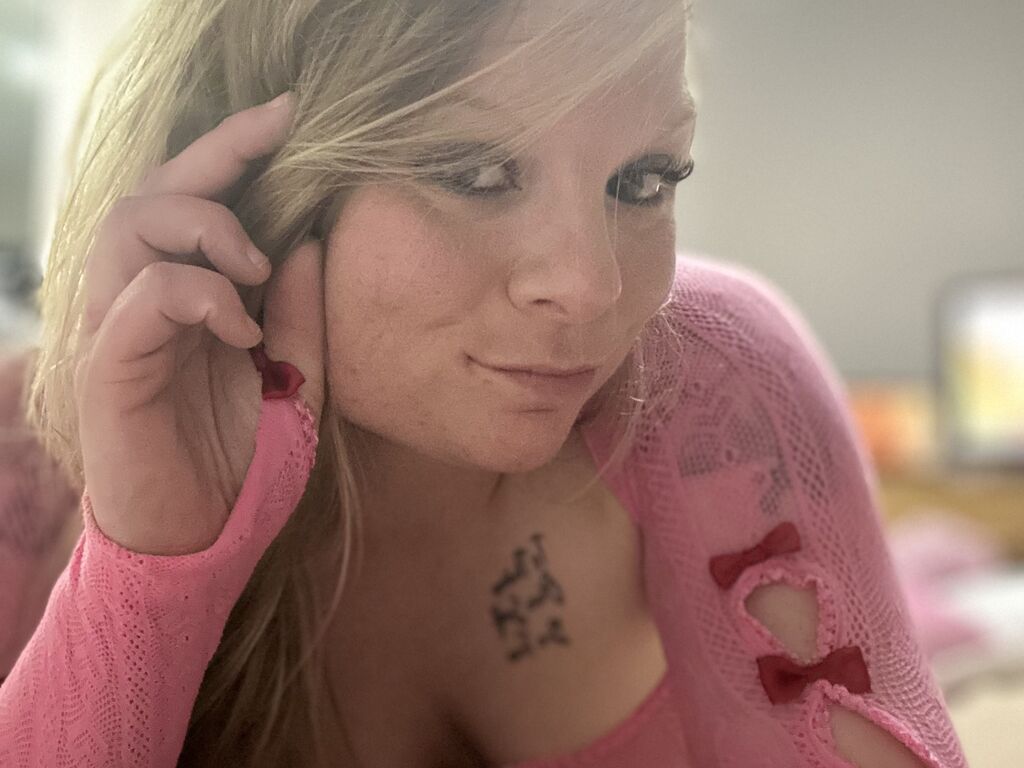 AliceWinks