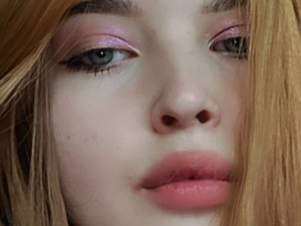 AlisaSort live cam
