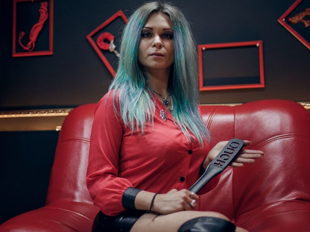 AnneReign