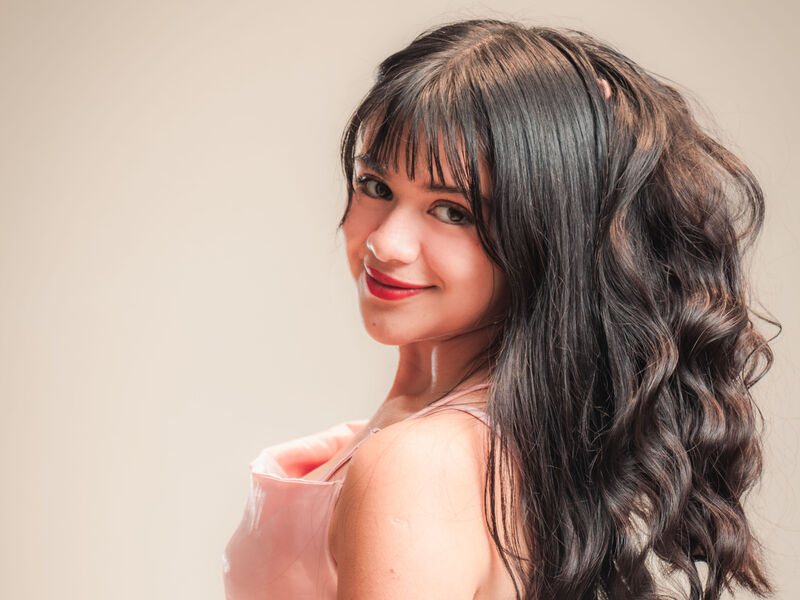 AnneSpaark - Live Cam Model