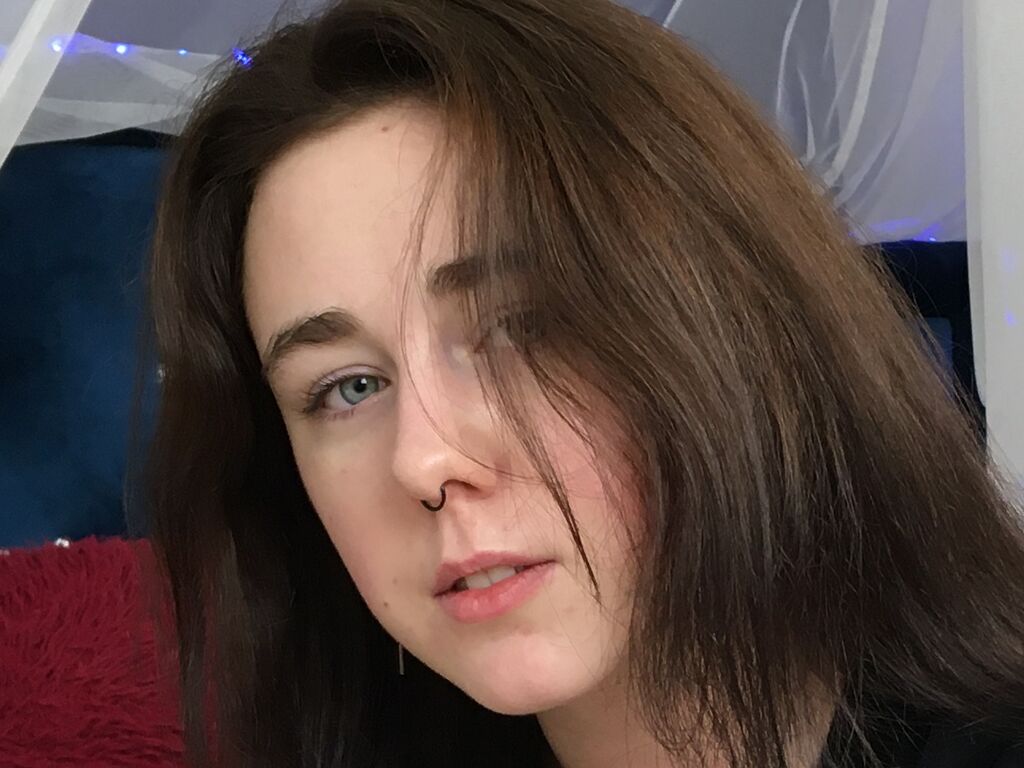 AnnyLin