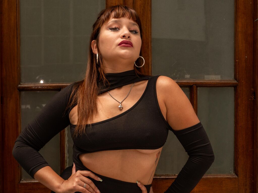 AzulSuarez live cam