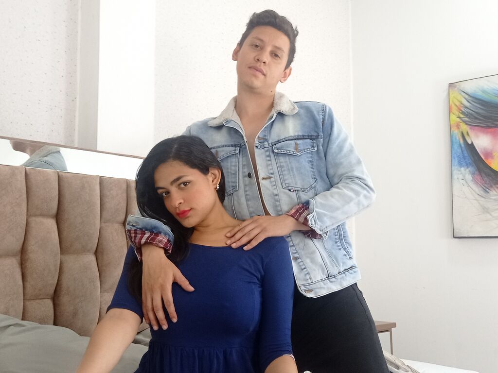 AzunaAndKiry - 21-year-old latin cam model