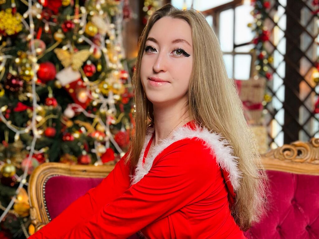 BellaSimms profile on PornCamCore