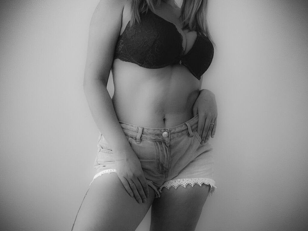 ChatGirly