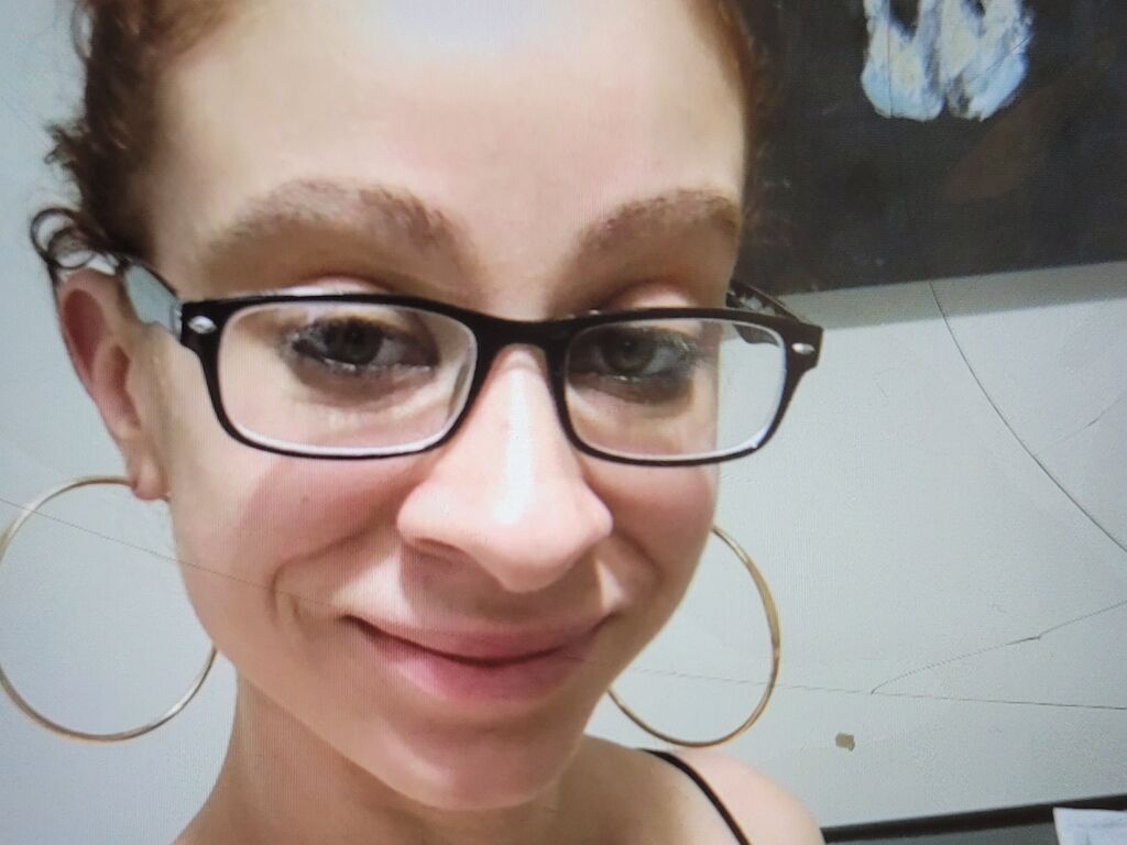 CrystalMaria live cam