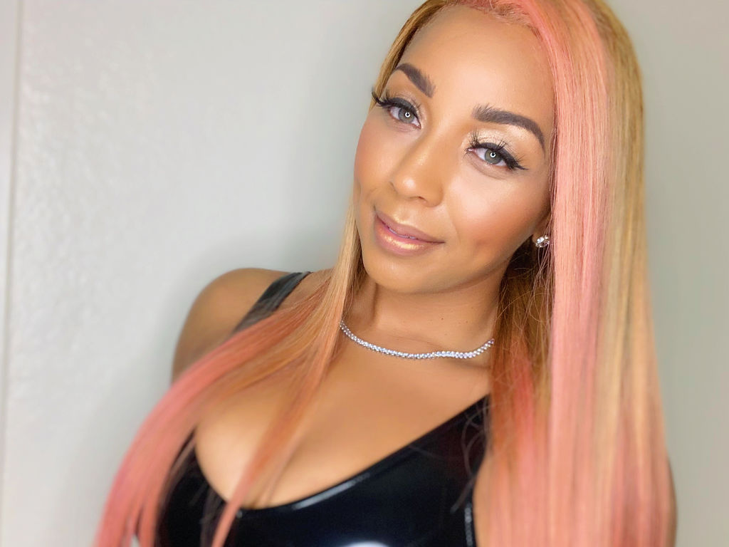 DevynKelly profile on PornCamCore