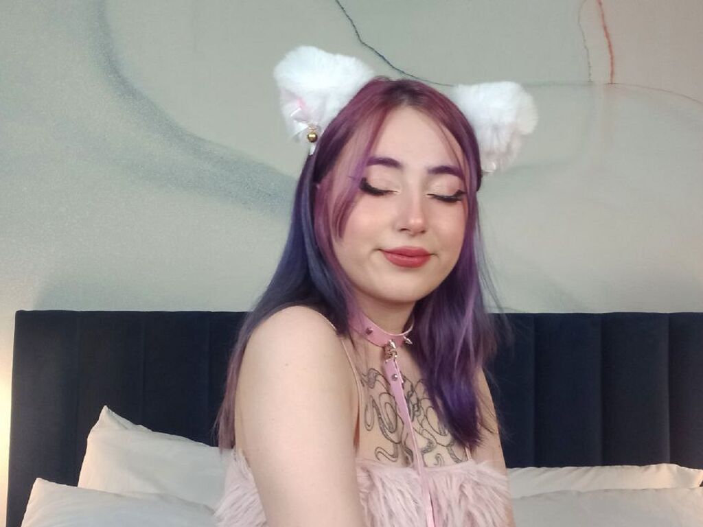 EdithFris - Live Cam Model