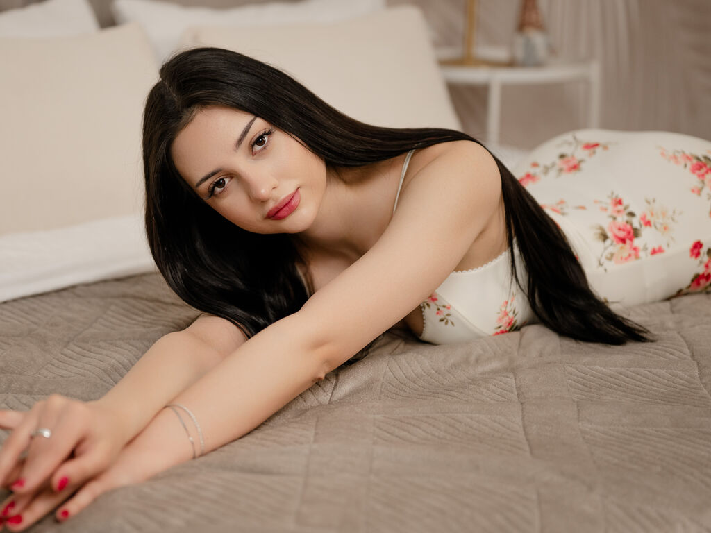 HaileyBriks featured profile