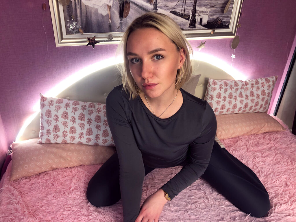 HaleyRedess