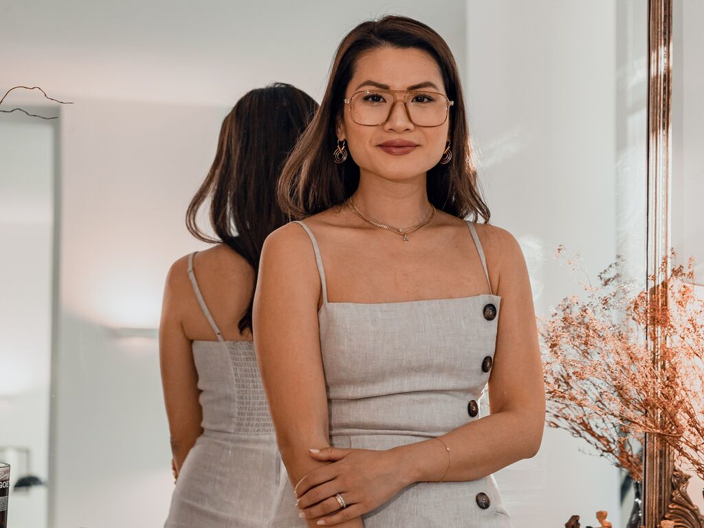 JulyShin featured profile