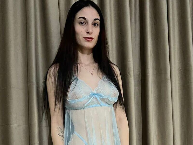 LipsaPip - Live Cam Model