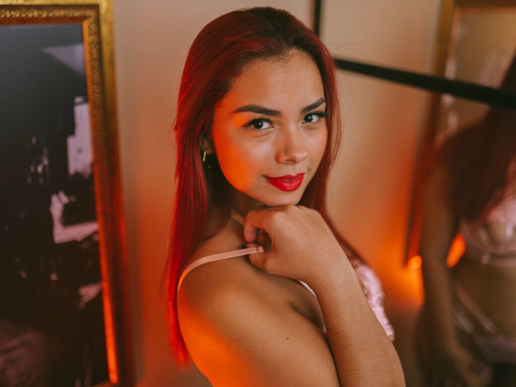 MonserratDavis featured profile