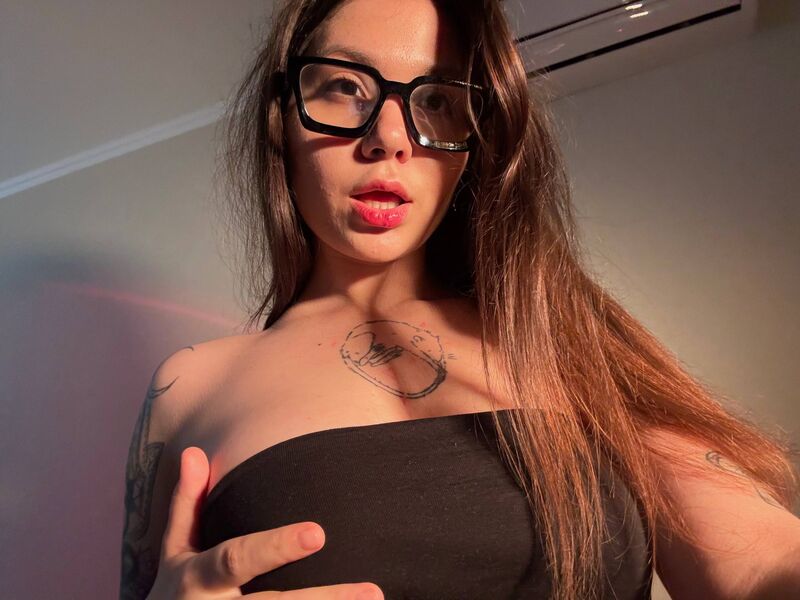 NinariFlower - Live Cam Model