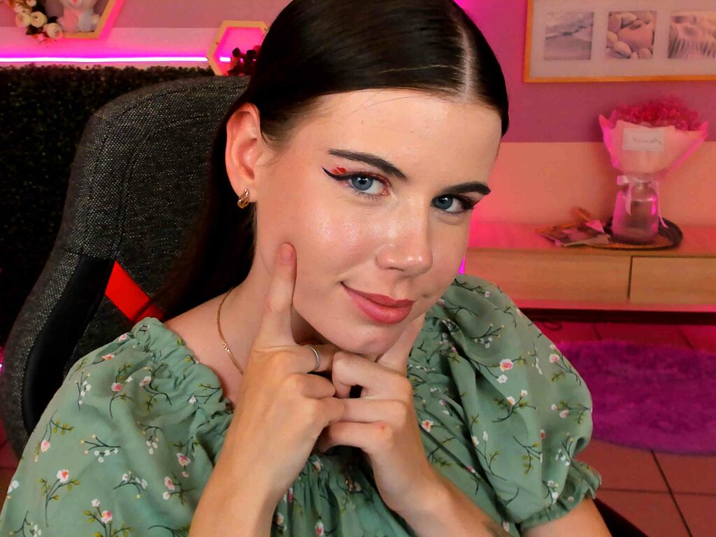RoseMerlin featured profile