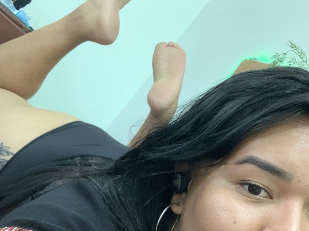 RossLinne - Live Cam Model