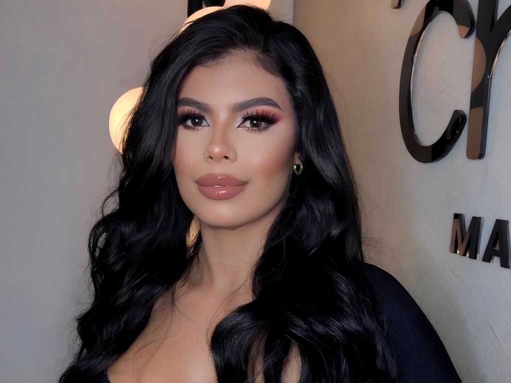 RoxanaStone live cam