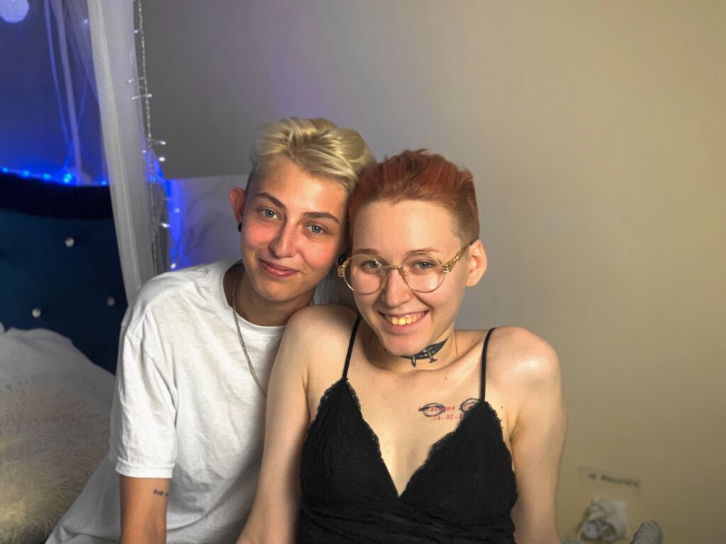 RubyAndAnnabel - 22-year-old white cam model