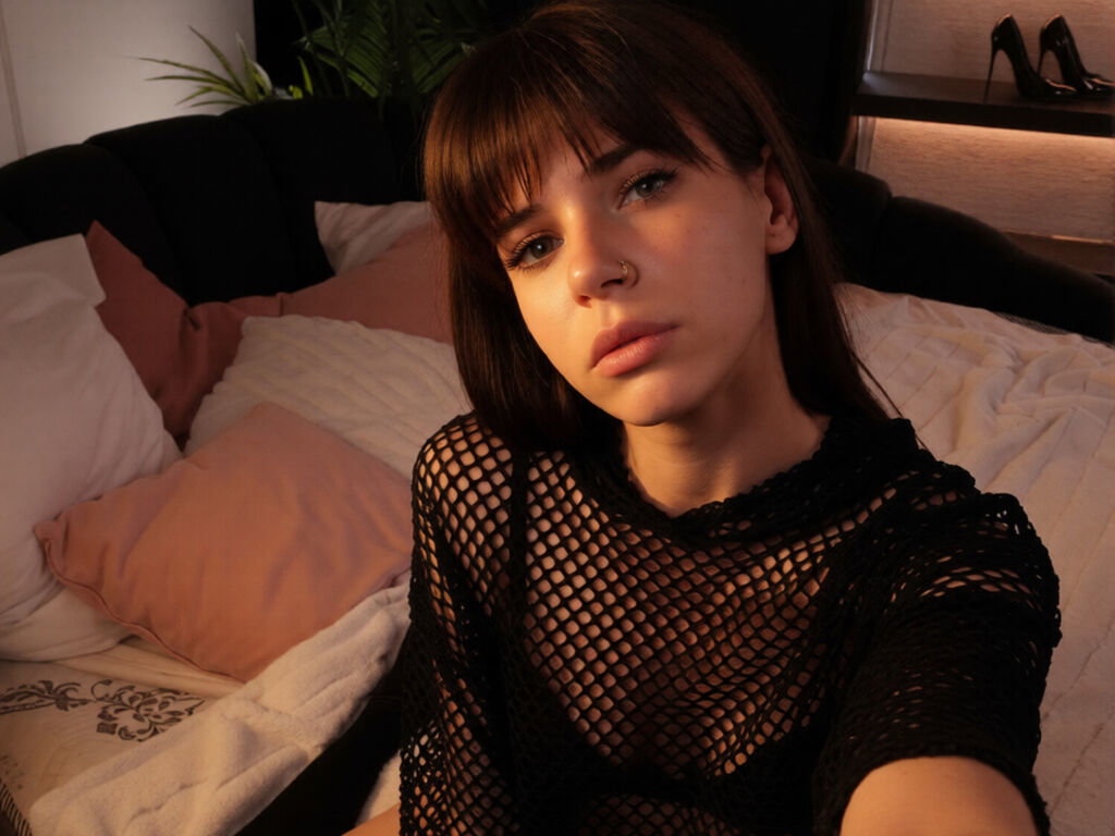 RubyHanson live cam