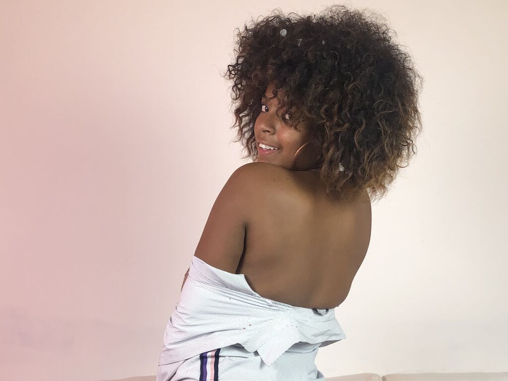 RubyLedesma profile on PornCamCore