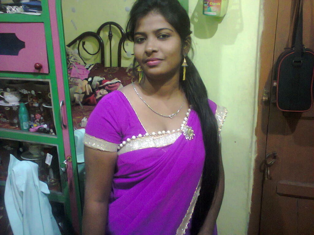 SanamRuby live cam