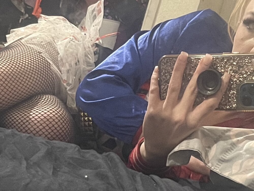 Kitty_DaCocks